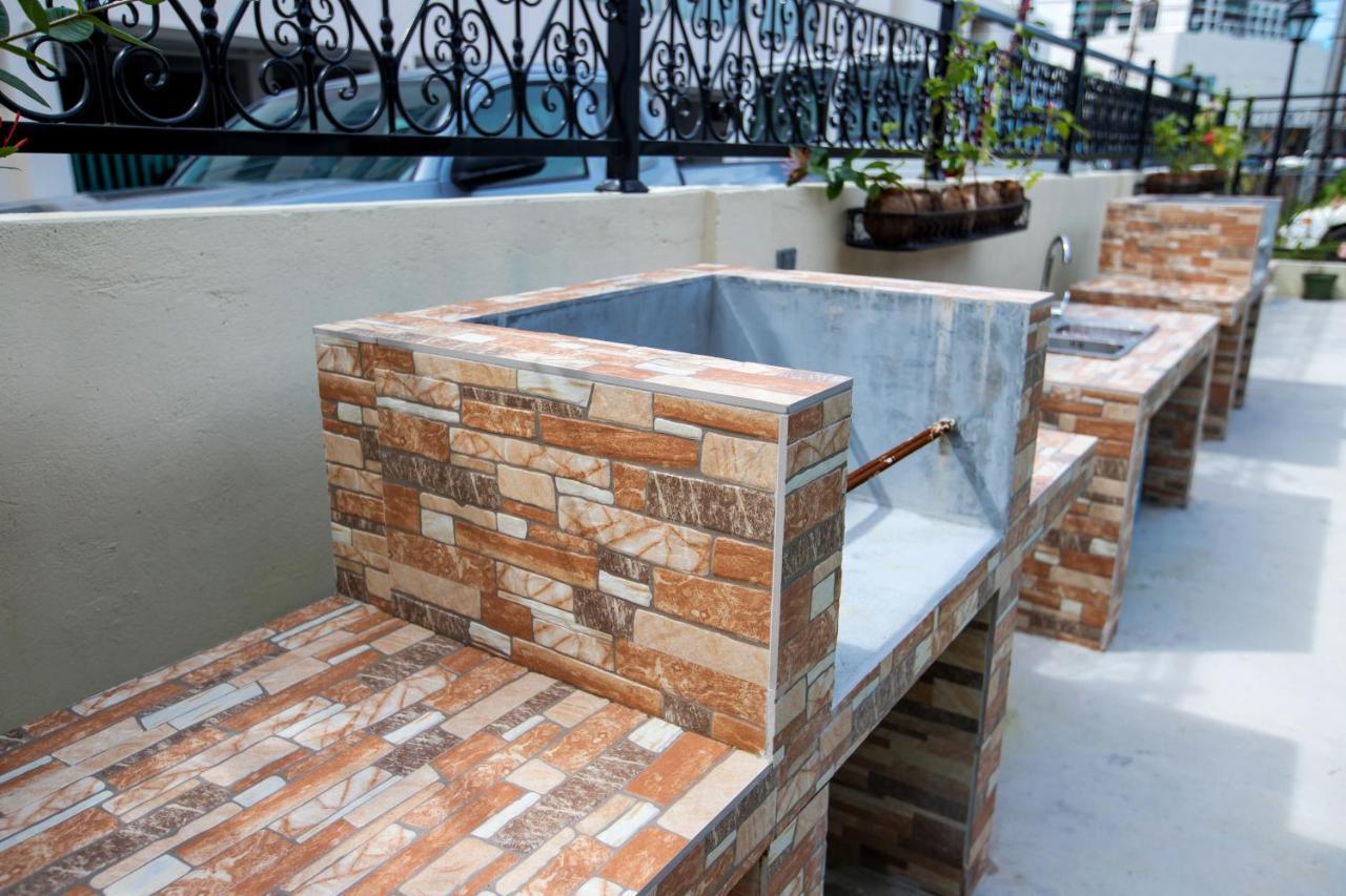 Residence Lodge Saipan Bagian luar foto