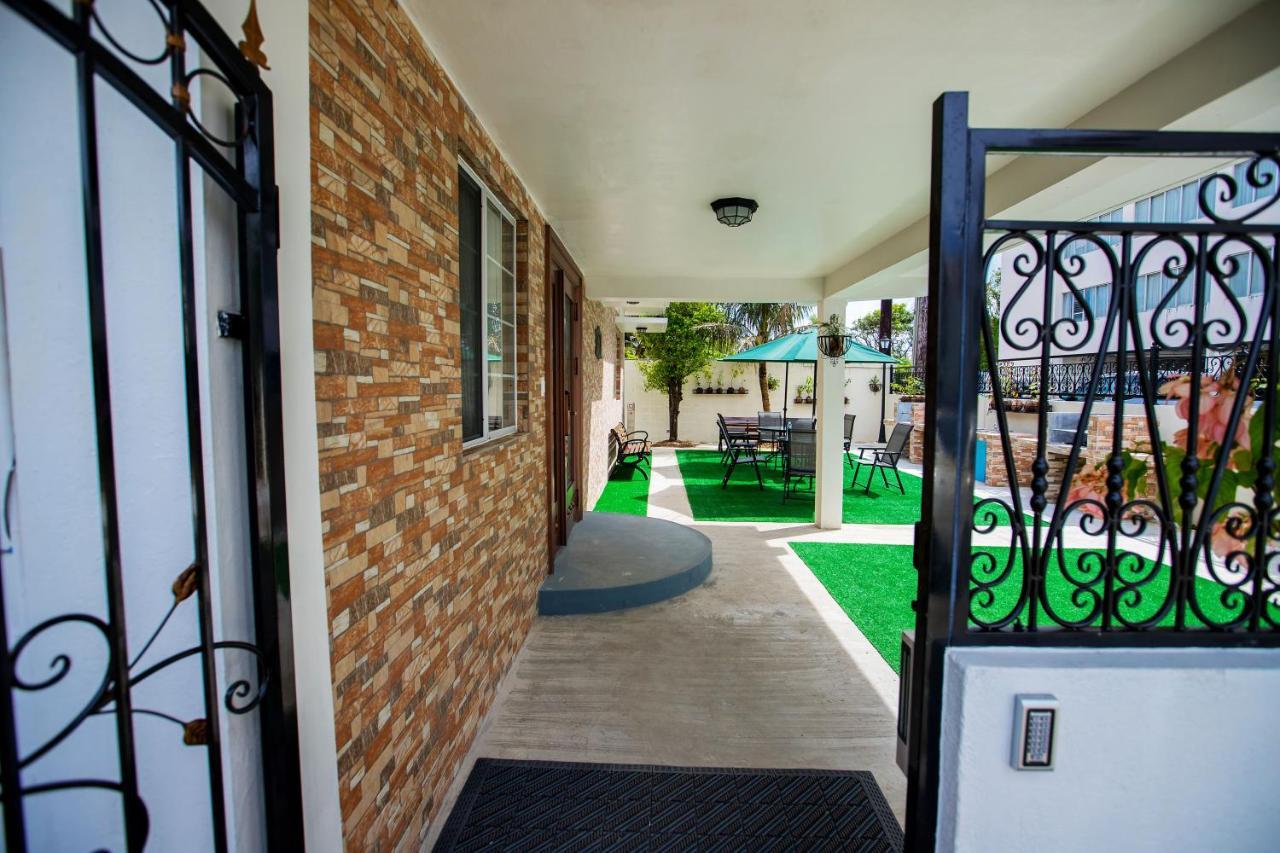 Residence Lodge Saipan Bagian luar foto